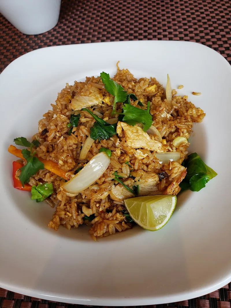 Khao Pad (Thai Fried Rice)
