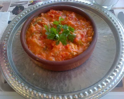 Menemen (Turkish Eggs with Tomato and Peppers)