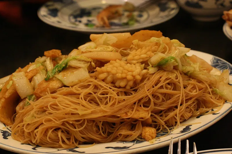 Pancit Bihon (Filipino Rice Noodles)