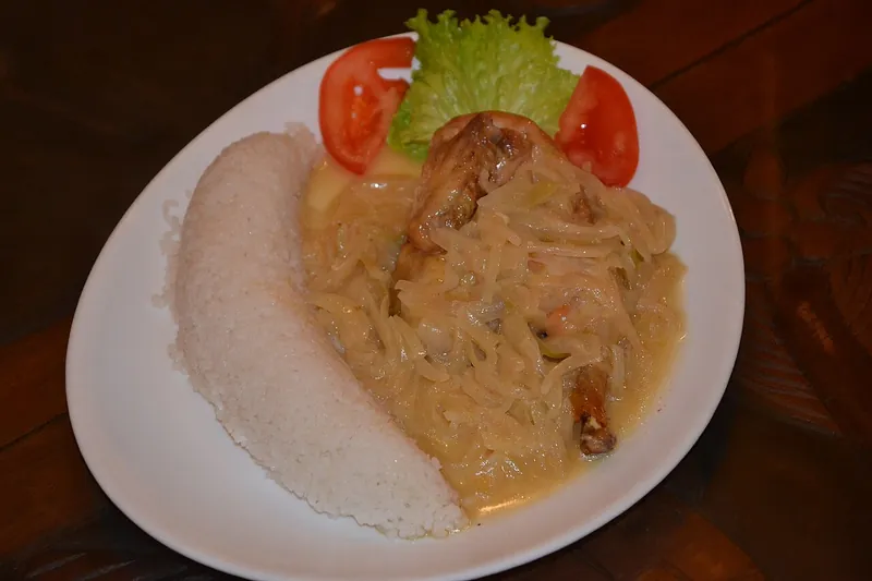 Poulet Yassa (Senegalese Lemon Onion Chicken)