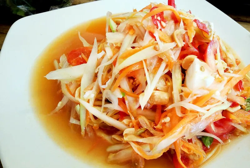 Som Tam (Green Papaya Salad)